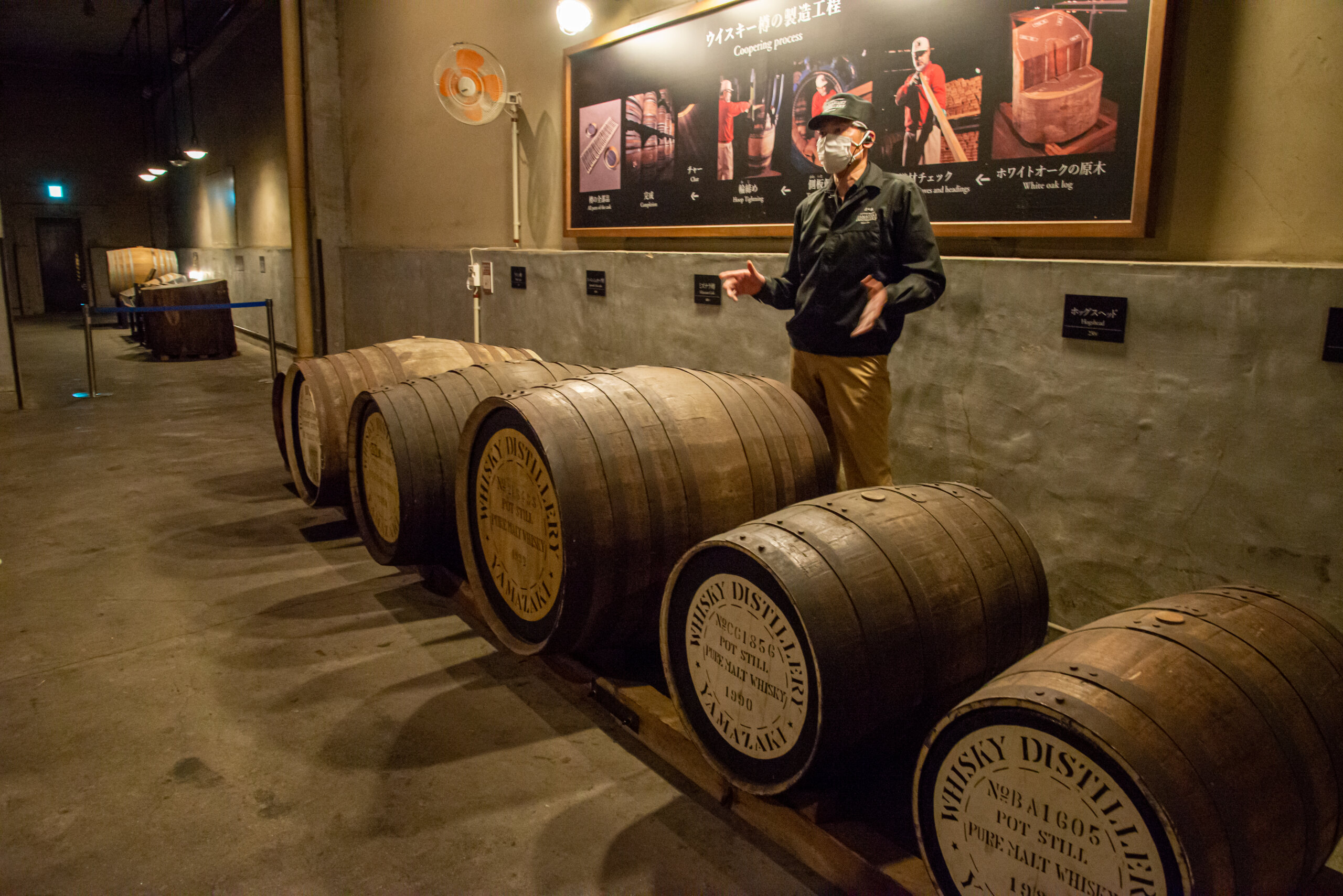 ウイスキーの樽の大きさは複数あります
